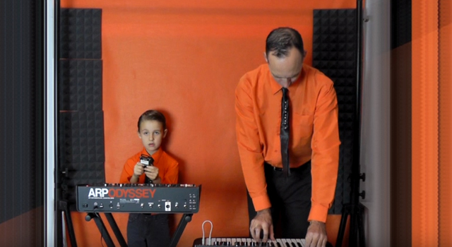 Kraftwerk - The Robots (Hudson and Andrew cover)