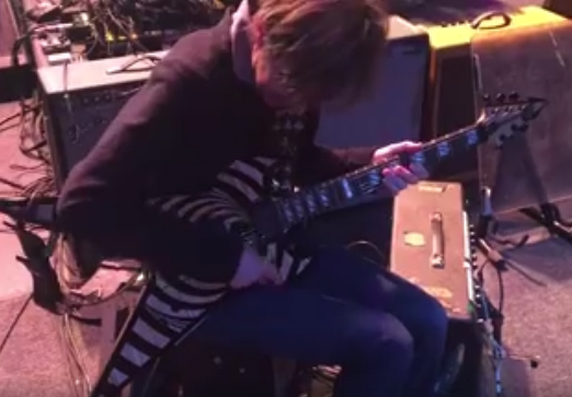 Eric Johnson / Taking Zakk Wylde's guitar rig for a test-drive