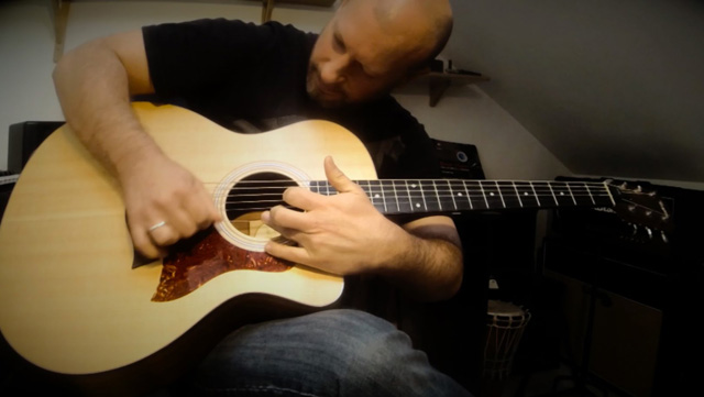 Raining Blood - Slayer (Acoustic Cover w/ Solo) - Christophe Deremy