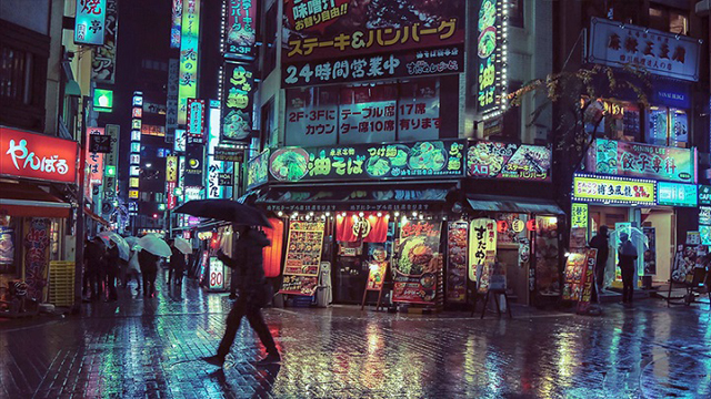 LIAM WONG - Tokyo's Neon Streets at Night