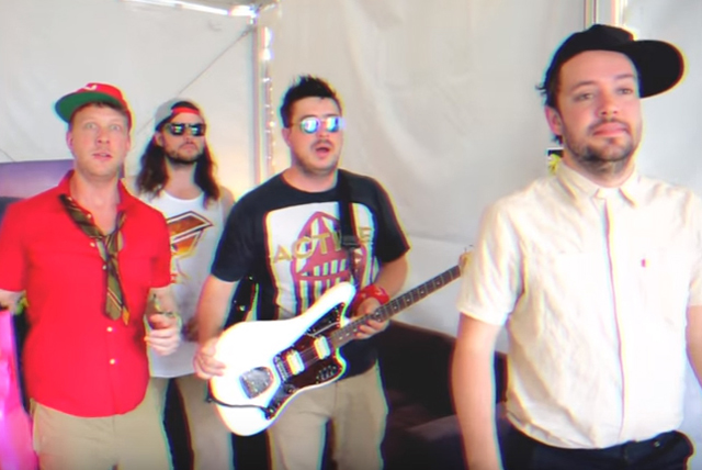 Mumford & Sons vs. blink-182