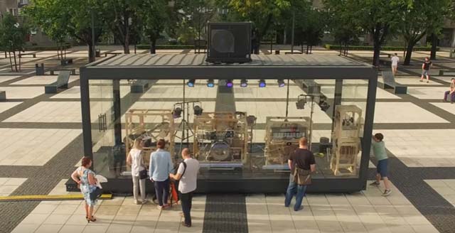 Music Construction Machine - Niklas Roy