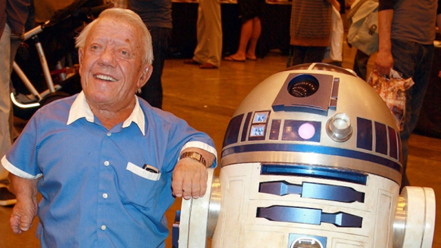 Kenny Baker and R2-D2