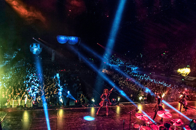 「BABYMETAL WORLD TOUR 2016」The SSE Arena, Wembley - Photo by Dana Distortion, (c) Amuse Inc.