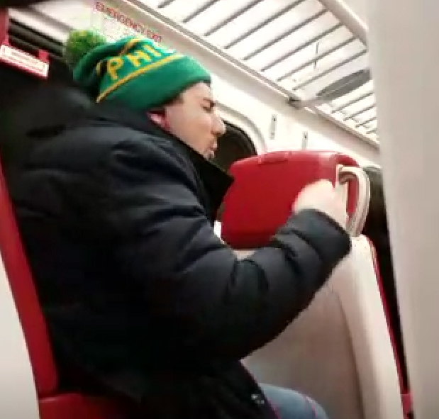 Air drums on a silent train