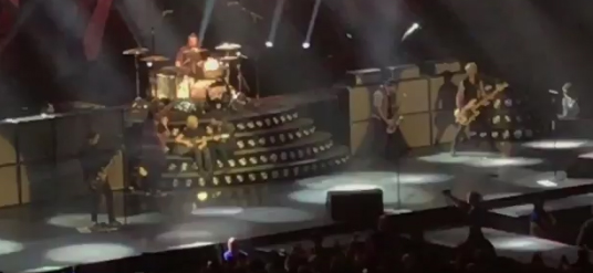Green Day Invite Disabled Fan to Play Guitar Onstage