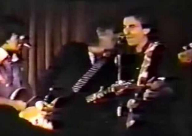 George Harrison, John Fogerty and Bob Dylan Jam in 1987
