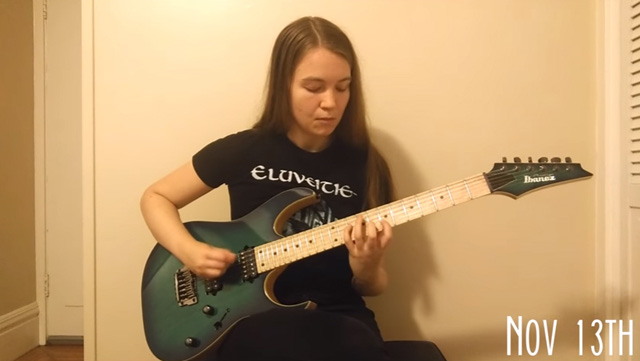 エレキギター初心者のメタル好きな若い女性がギター初年度の成長の歩みをまとめた映像が話題に Amass