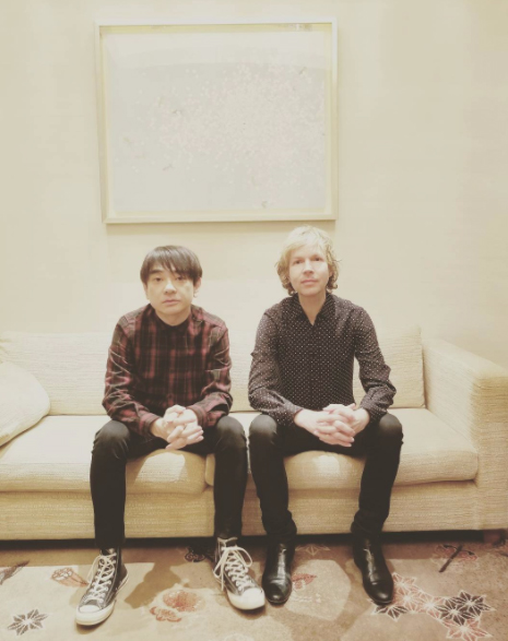 Beck and Cornelius ( BeckのInstagramページより)