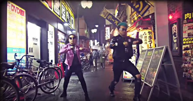 Mike Diva / THE TOKYO STOMP (feat. Anna Akana)