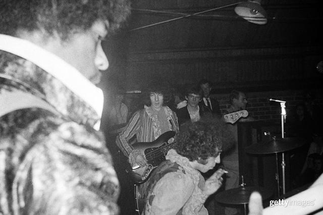 Jimi Hendrix Experience - Barbeque 67- Getty Images
