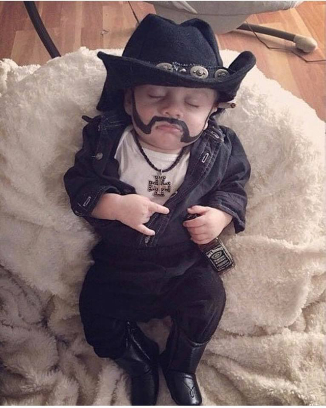 lemmy junior - 写真は Constantine Kefalas facebookページより