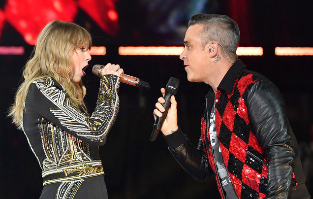 Taylor Swift & Robbie Williams - Photo by Gareth Cattermole/TAS18/Getty Images
