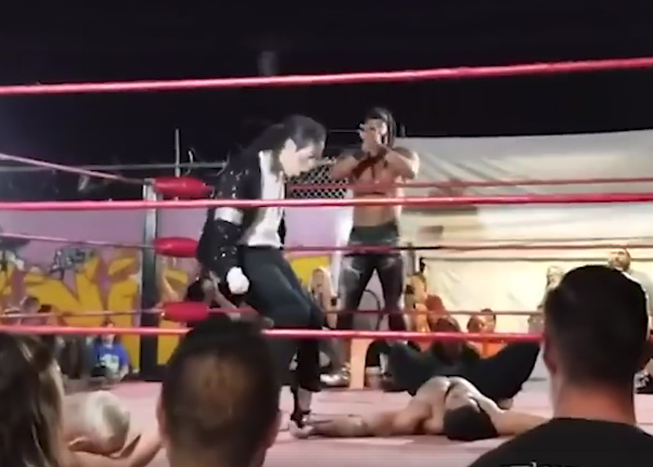 Wrestler Performs Moonwalk In Ring
