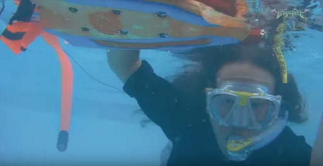DragonForce Herman Li - Snorkeling Underwater Guitar Solo at Full Metal Cruise VII
