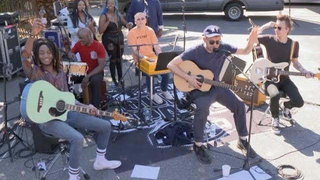 Gorillaz Street Performance