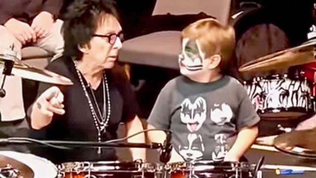 Peter Criss - Teaching Little Kid How To Play Drums at Fresno DW Drum Clinic