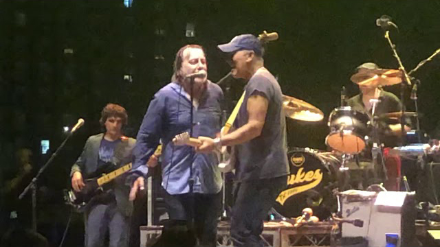 Southside Johnny & The Asbury Jukes with Bruce Springsteen