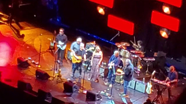 Los Lobos with Eric Clapton and Susan Tedeschi