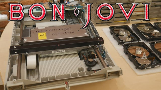 Bon Jovi - Livin' on a Prayer cover by The Floppotron