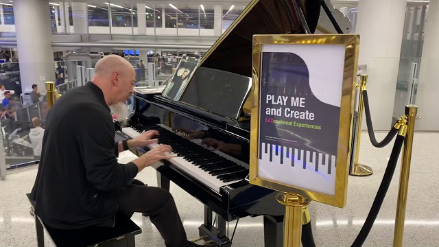 Jordan Rudess / LAX Airport Piano Surprise