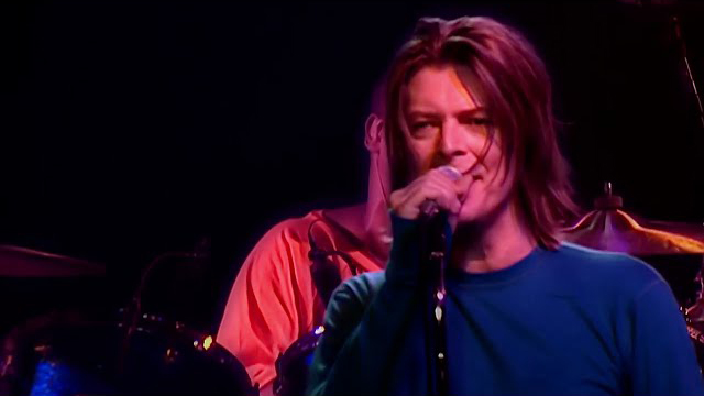 David Bowie - Drive-In Saturday (Live at the Elysée Montmartre, Paris on 14th October, 1999)