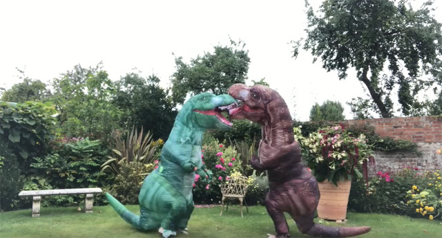 Toyah & Robert's Sunday Lunch - Dinosaurs