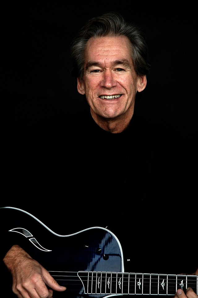 Bill Champlin（Photo Credit: Camille Akers）