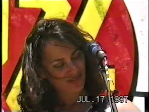 Susanna Hoffs - World Trade Center July 17th 1997