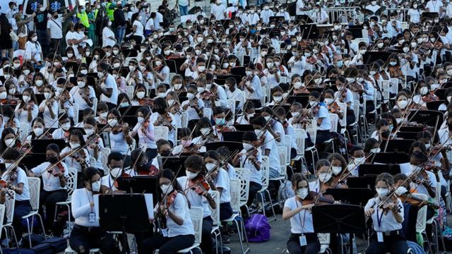 Venezuela: Orchestra System goes for a World Record