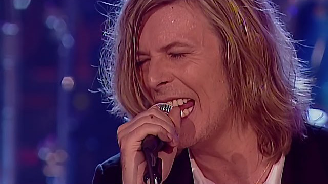 David Bowie - I Dig Everything (Live at BBC Radio Theatre, 2000)