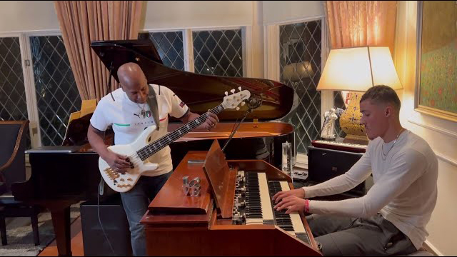 Noah & Nathan East play Someday We'll All Be Free