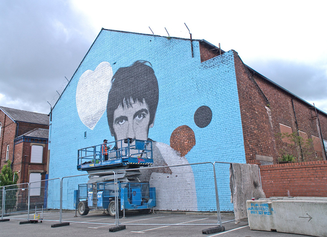 Pete Shelley mural in Leig