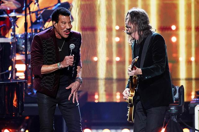 Lionel Richie and Dave Grohl - Kevin Kane, Getty Images