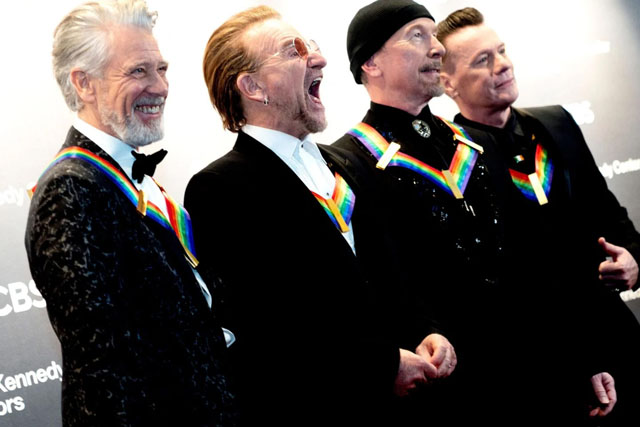 U2 at the Kennedy Center Honors. (Photo: Stefani Reynolds / AFP)