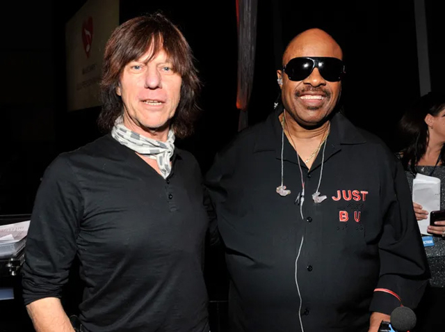 Jeff Beck and Stevie Wonder - Photo by Kevin Mazur, Wireimage