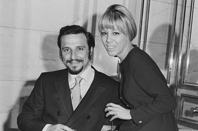 Barry Mann and Cynthia Weil - P. Shirley, Daily Express, Hulton Archive, Getty Images
