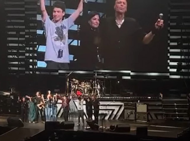 MR. BIG - Billy Sheehan speech / Introduction to Member's Family (Live at Budokan 2023)