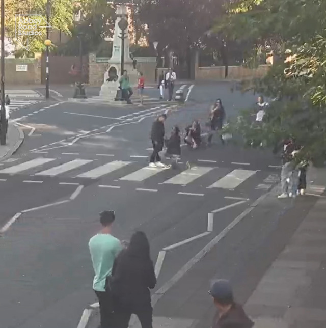 Abbey Road zebra crossing 2023