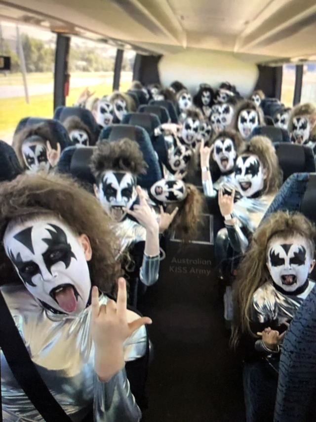 KISS rocks the 2023 Toyota AFL Grand Final - 500 children in costume