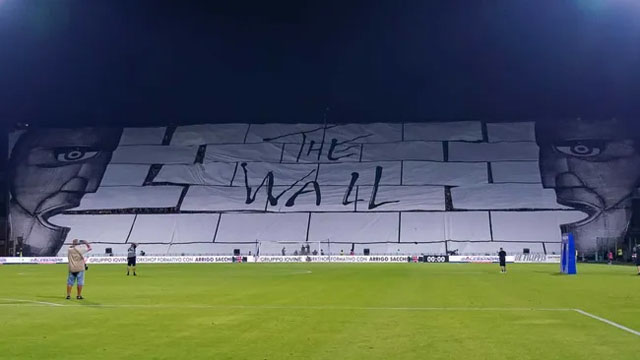 Salernitana VS Inter: Coreografia Curva Sud Siberiano | Pink Floyd “The Wall”　(Image credit: NurPhoto)