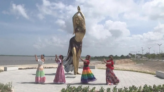 Shakira statue - IMAGE SOURCE,AFP