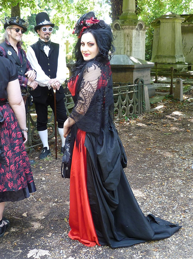 A goth woman at Kensal Green Cemetery open day, 2015