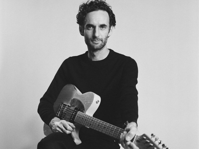 Julian Lage