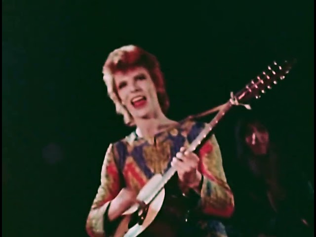 David Bowie - Starman (Official Video)  (previously unreleased Mick Rock footage)