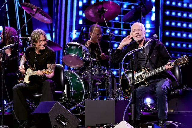 Peter Frampton, Keith Urban at Rock Hall - Theo Wargo, Getty Images