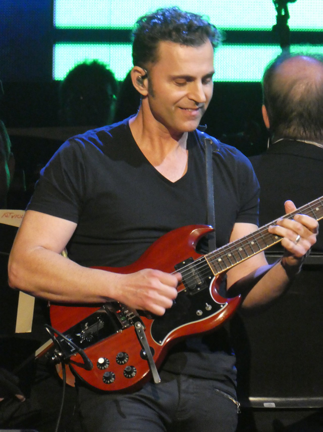 Dweezil Zappa