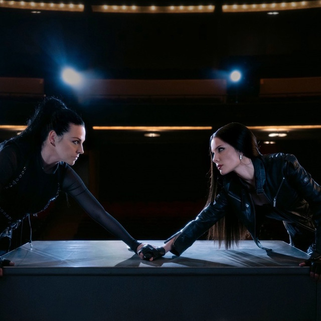 Amy Lee of Evanescence and Halsey