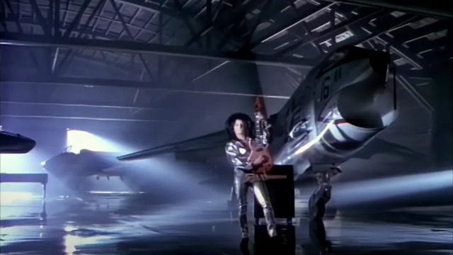 Harold Faltermeyer & Steve Stevens - Top Gun Anthem (Official Video)