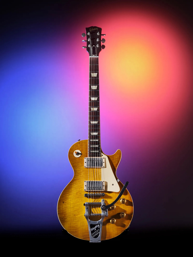 A Sunburst Les Paul from 1959 “Keithburst”- Keith Richards played“The Ed Sullivan Show”in 1964 [The Metropolitan Museum]